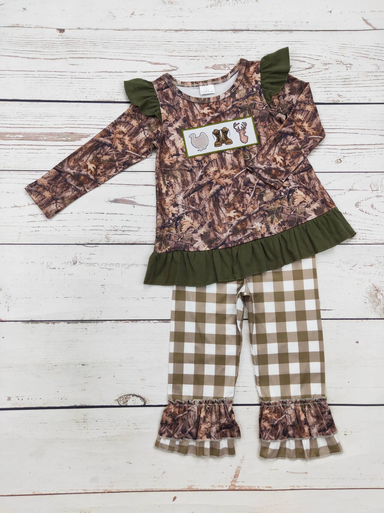 Girls Camouflage Appliqué Checkered Pants Set