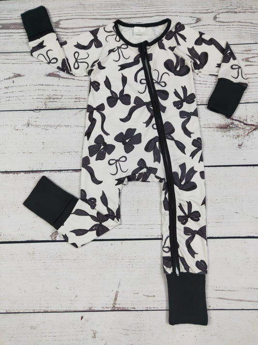 Baby Girl Black Bow Printed Zippy Sleeper